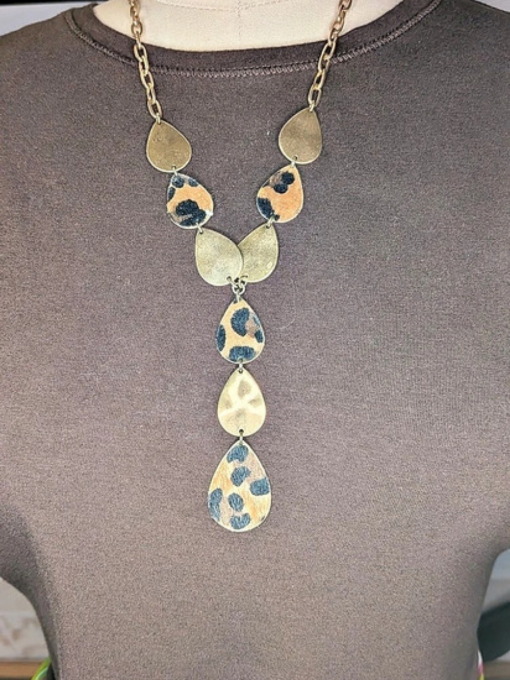 Reversible Brass Gold Tone Teardrop Y-Lariat Necklace Leopard Print Animal Print